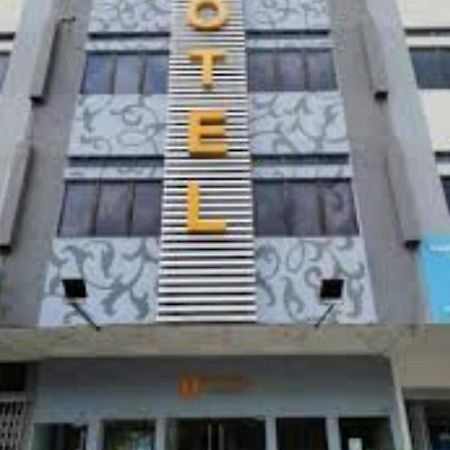 Hotel Zamburger De Melaka Экстерьер фото