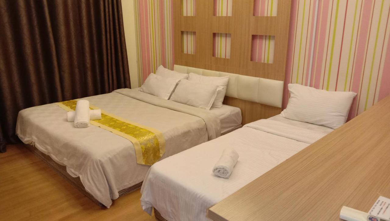 Hotel Zamburger De Melaka Экстерьер фото