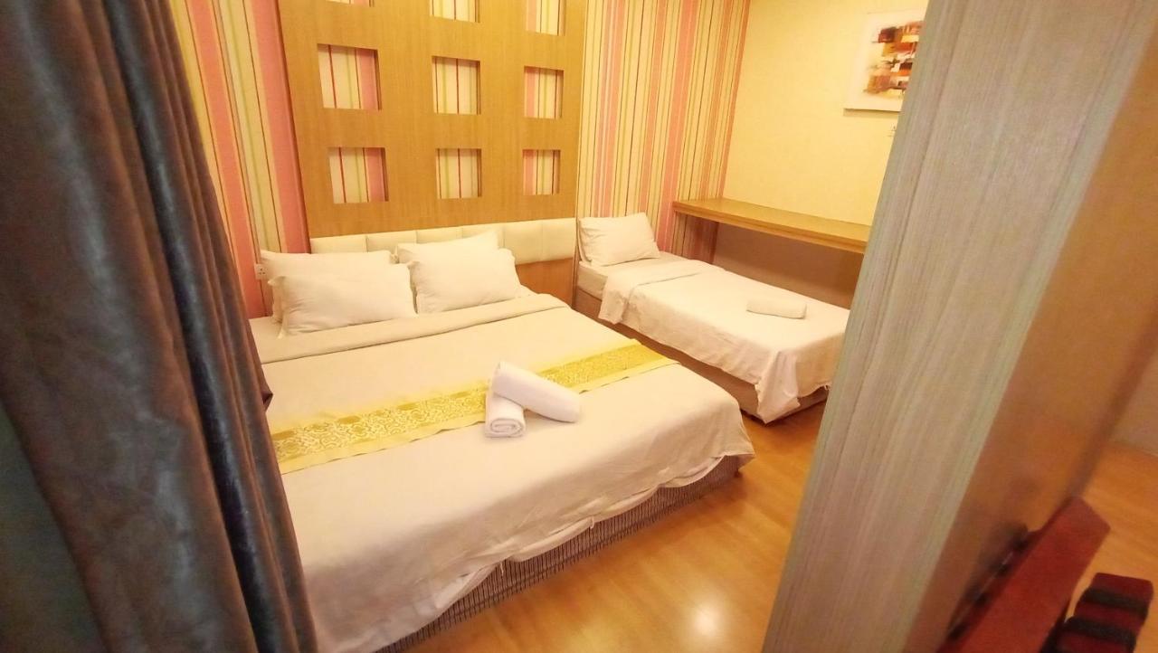 Hotel Zamburger De Melaka Экстерьер фото