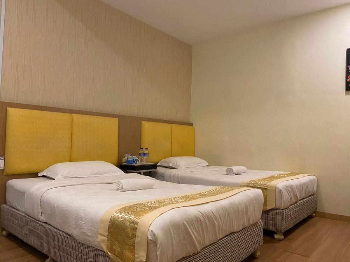 Hotel Zamburger De Melaka Экстерьер фото