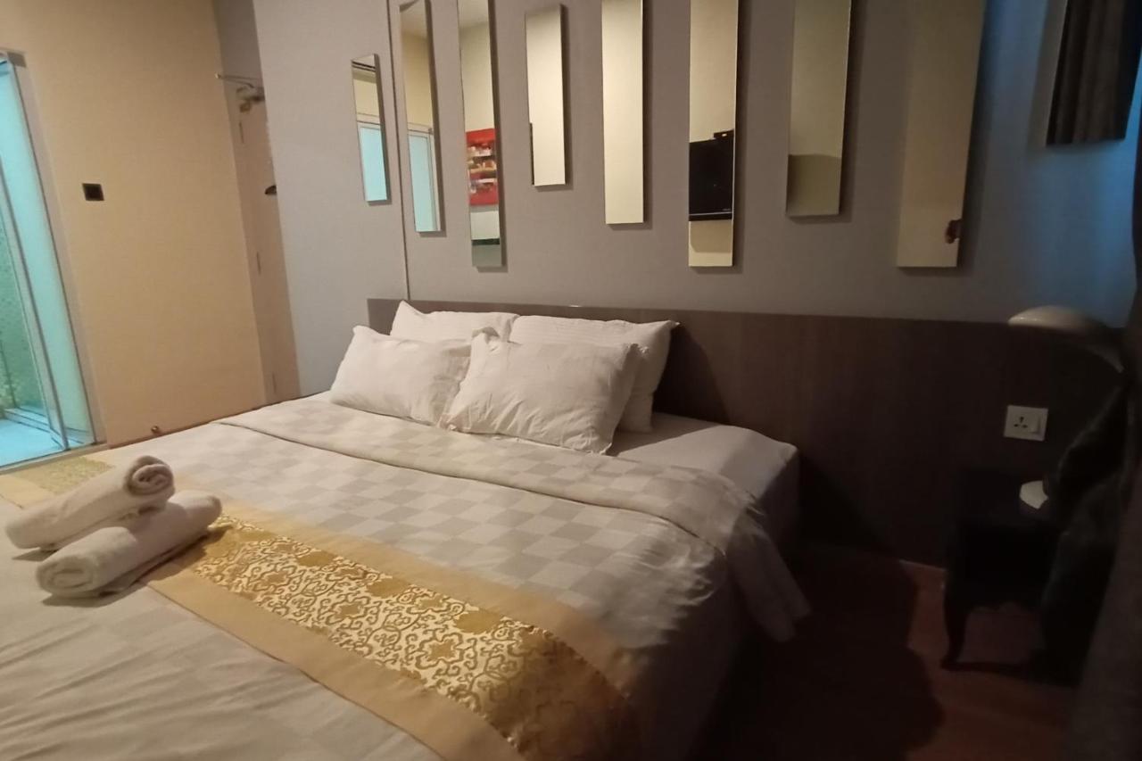 Hotel Zamburger De Melaka Экстерьер фото